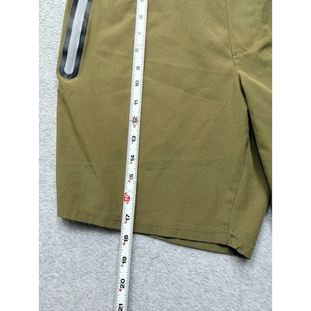 Spyder Mens Olive Green Athletic Training Shorts Reflective Zippers M